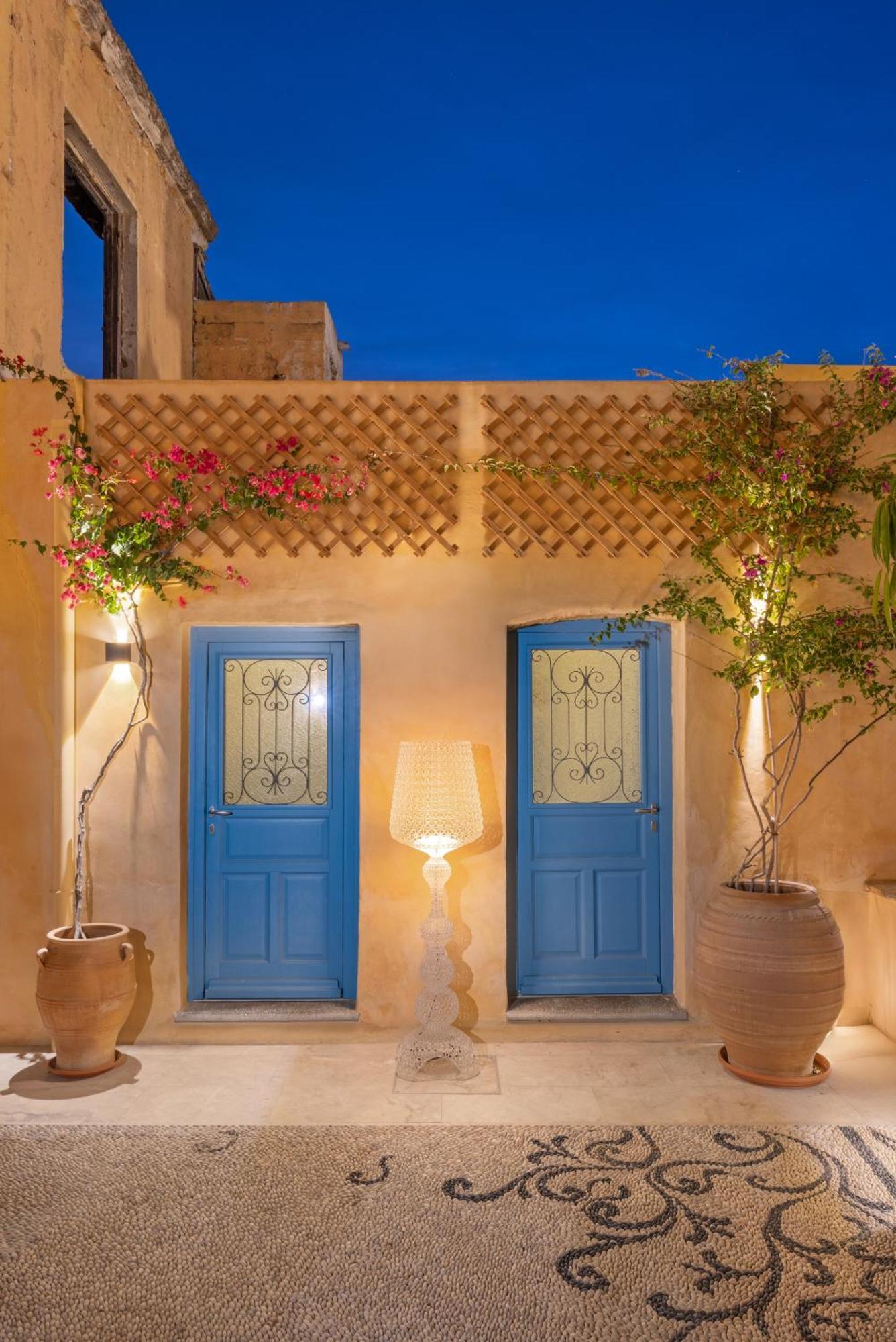 Aparthotel Casa Del Sol (adults Only) 3*